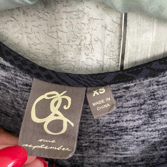 One September embroidered tunic XS - Picture 3 of 5